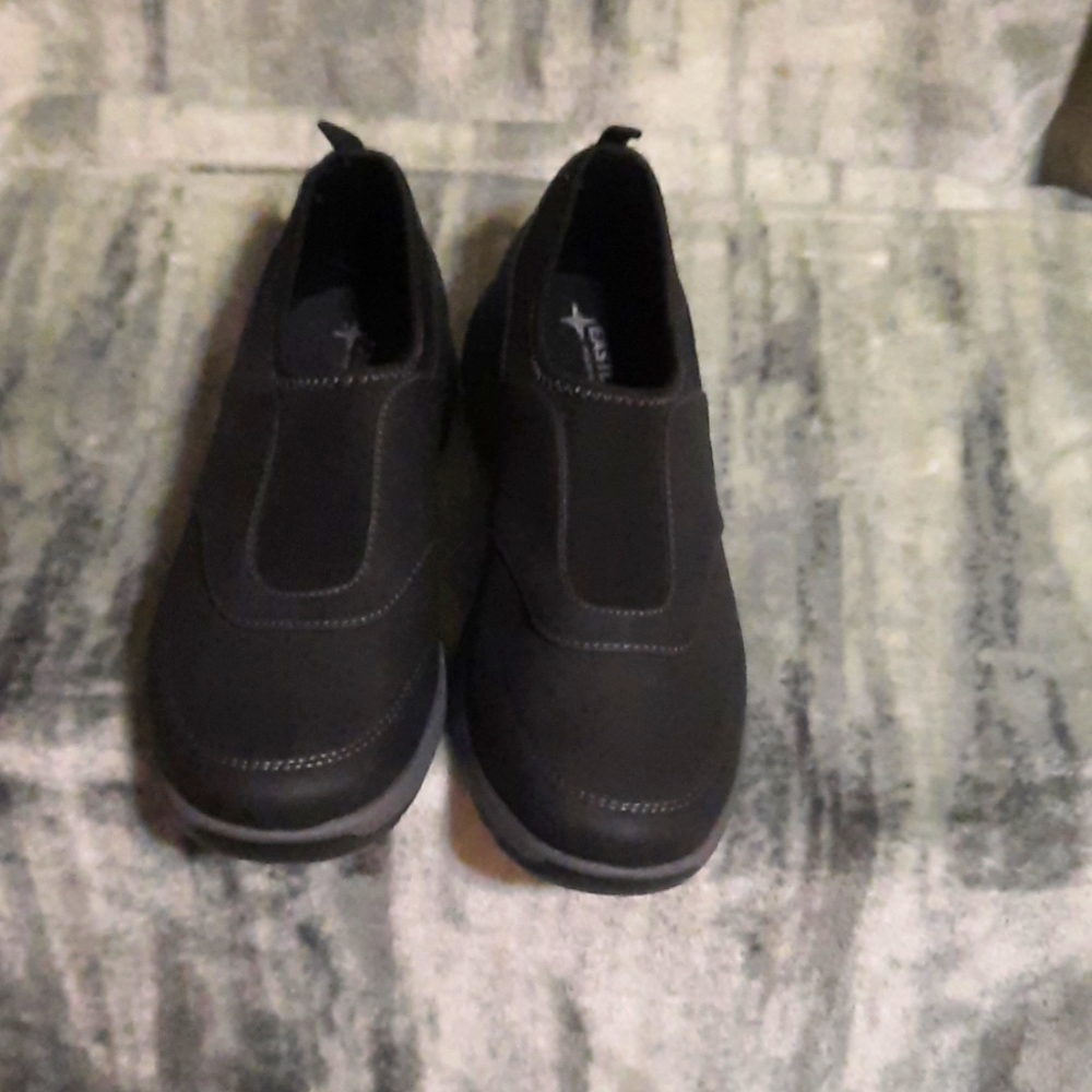 Hiking trail shoes brand new